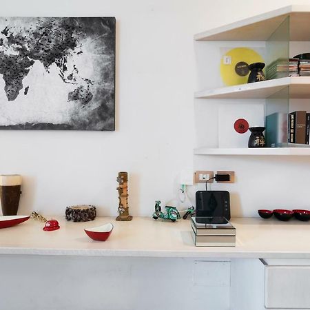 Santo Stefano Luxury Apartment Milan Luaran gambar