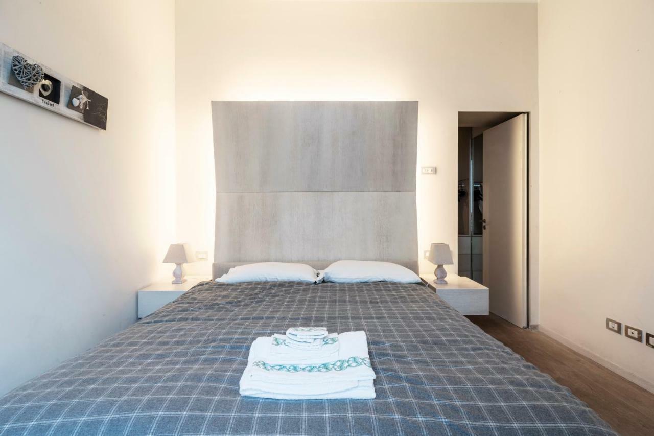 Santo Stefano Luxury Apartment Milan Luaran gambar