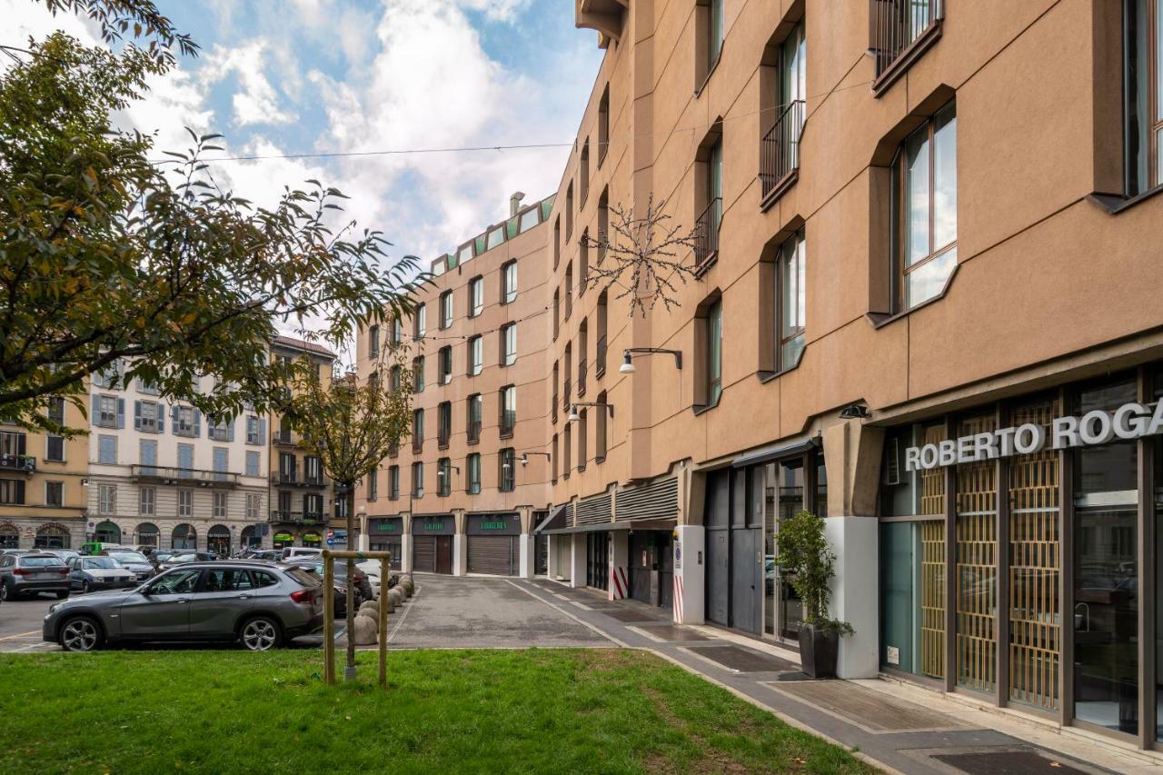 Santo Stefano Luxury Apartment Milan Luaran gambar