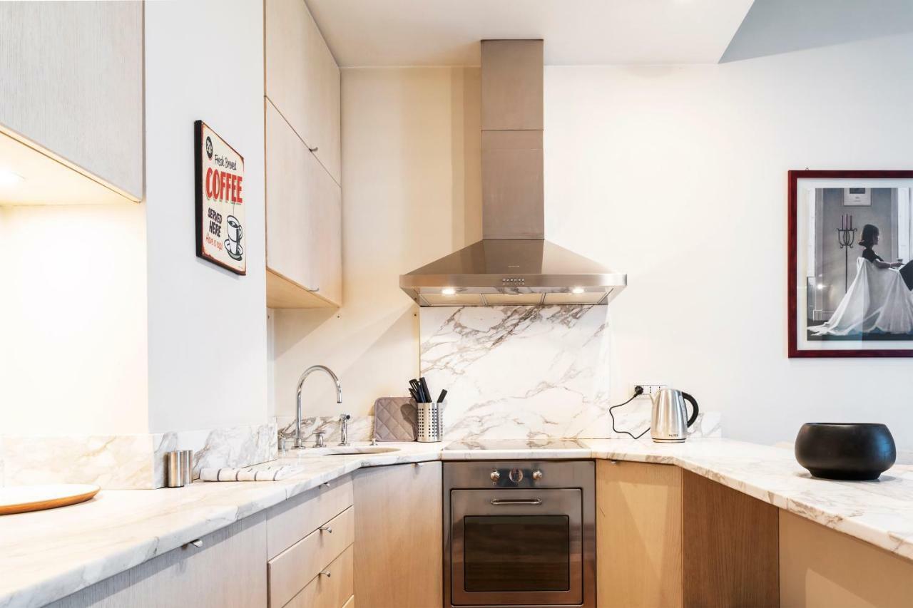 Santo Stefano Luxury Apartment Milan Luaran gambar